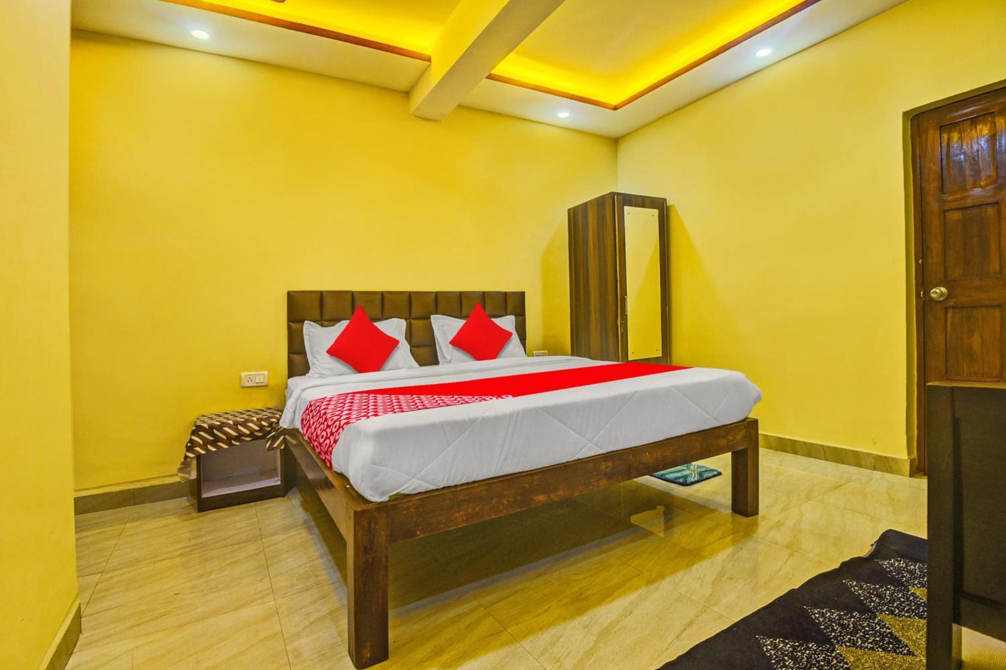 Peppy Guest House Calangute Exteriör bild
