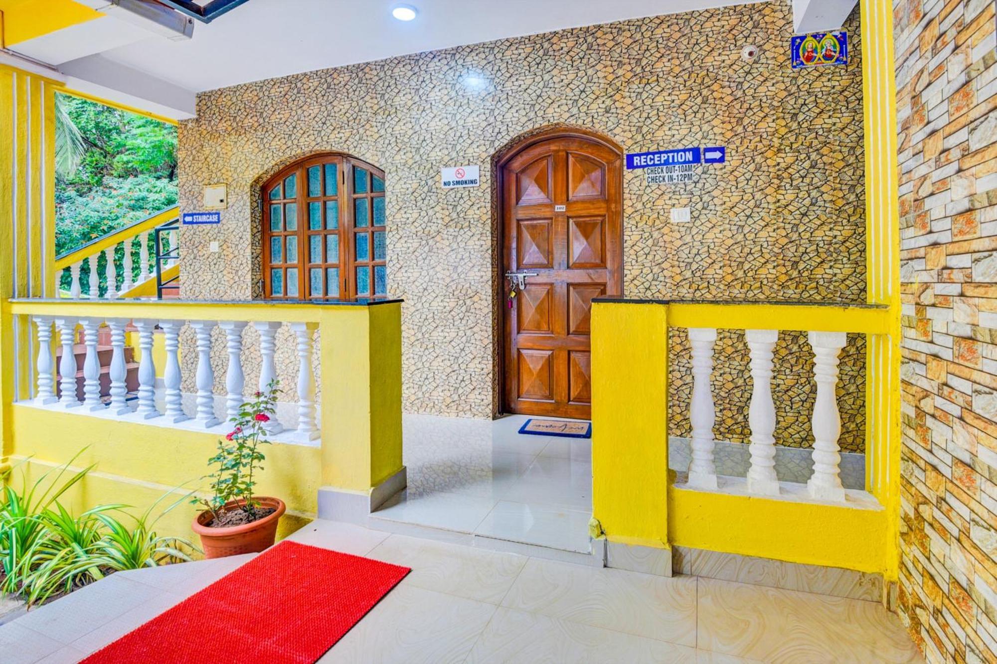 Peppy Guest House Calangute Exteriör bild